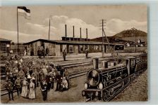 99192 O5103 Neudietendorf Foto AK Kriegsverpflegungsanstalt Neudietendorf Bahngelände Fahne