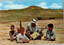 Altes Musikinstrument in Arabien AK Musikinstrument 1978