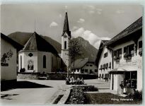 83451 W8235 Piding - Petersplatz mit Hochstaufen und Fuderheu