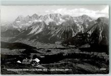Schladminger Hütte - Schladminger Hütte auf der Planei gegen Dachstein