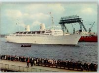 W2000 Hamburg Die Gripsholm passiert die Stolckenwerft , Hamburger Hafen Dampfer Gripsholm