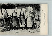 Frauen aus Mazedonien mit Spindeln 1914 gute Erhaltung Trachten ehem. Jugoslawien