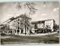 10115 O1199 Westend Foto AK Reichsstraße Ecke Meiningen Allee Autos Apotheke Geschäfte
