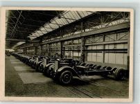 W4300 Essen , Ruhr Fabrik Industrie Reihenfertigung Lastkraftwagen Krupp