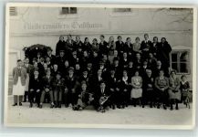83410 W8229 Laufen , Salzach - Oberndorf-Laufen Gruppenaufnahme Akkordeon Trompete Gasthaus Niedermüller Ort lt. Fotograf