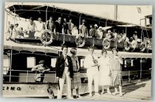 Rijeka Fiume Foto AK Damfschiff Hafen Gruppenfoto