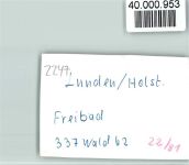 25774 W2247 Lunden , Holst FOTO KEINE AK Schwimmbad mit Planschbecken, Hintergrund Raiffeisen Lager