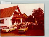 35037 W3550 Michelbach , Kr Marburg a d Lahn FOTO KEINE AK DAF vor dem Gasthaus