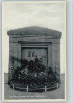 47533 W4190 Kleve , Niederrhein - Denkmal Ehrenfriedhof