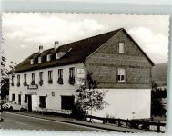 57319 W5920 Berghausen , Kr Wittgenstein Foto AK Gasthaus Pension Dorfschenke VW Käfer