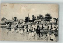 24235 W2304 Laboe 1907 Foto AK Schwimmbad Strandpartie