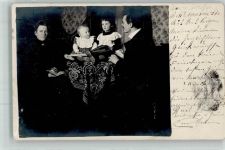Familie Buch lesen