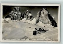 Dolomiten - Rifugio Valentini Passo Sella con Gruppo Sassolungo Winter