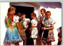 Mädchen in Volkstracht Trachten Ungarn