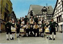 W5406 Winningen , Mosel Winzertanzgruppe Ziehharmonika Fachwerkhäuser Volkstanz
