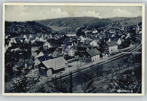 Sennfeld Blick über Stadt mit Bahnhof