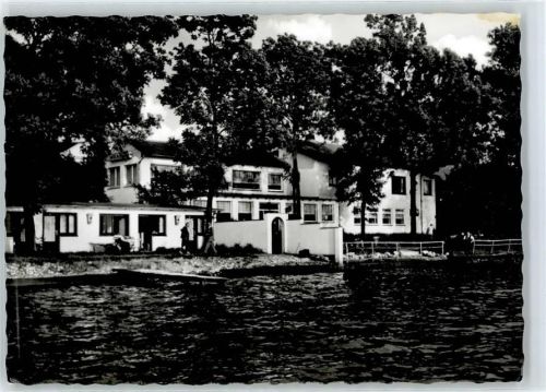 Bosau Hotel-Gaststätte "Strandhaus"