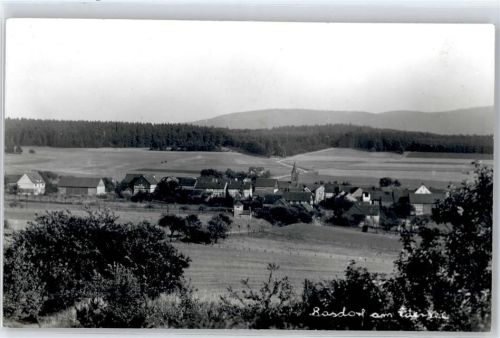 34516 W3546 Basdorf b Korbach - Kirche, Ortsansicht