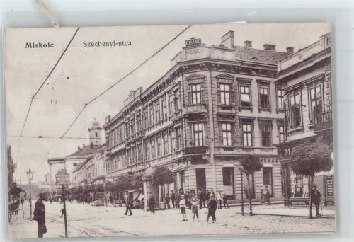 Miskolc Straßenansicht mit Grand-Hotel
