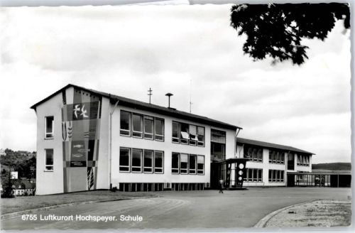 67691 W6755 Hochspeyer - Schule
