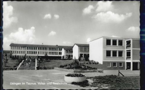61250 W6390 Usingen - Schule