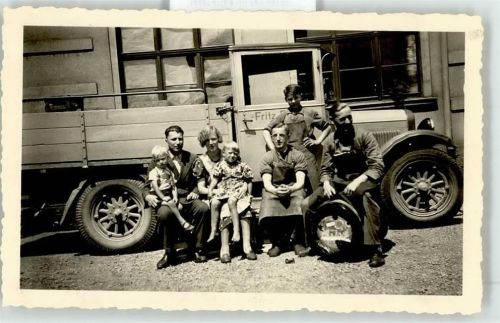 Oldtimer Blees, Fritz Frau Kind Lkw FOTO KEINE AK