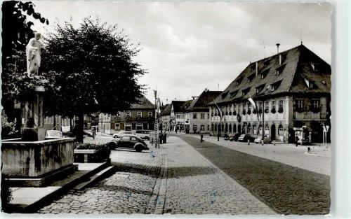 Lichtenfels Marktplatz Rathaus VW Käfer