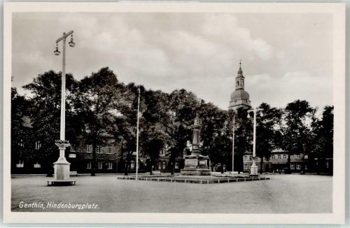 39307 O3280 Genthin - Hindenburgplatz Denkmal