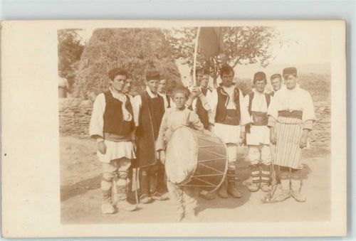 Monastir Tracht Muskier