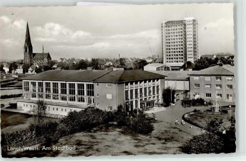 Lünen am Schwimmbad Kirche Hochhaus