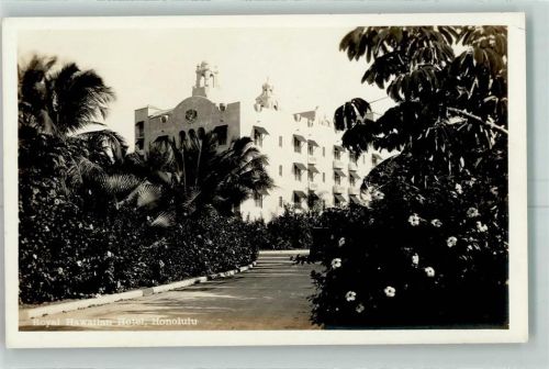 Honolulu Royal Hawaiian Hotel