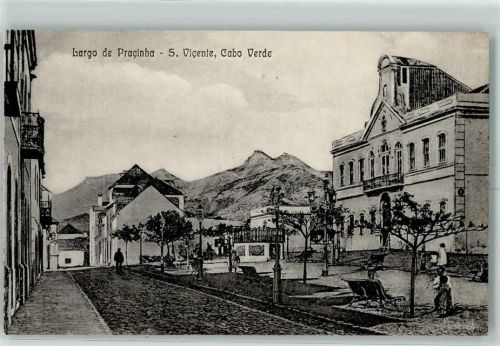 Sao Vicente Largo de Pracinha