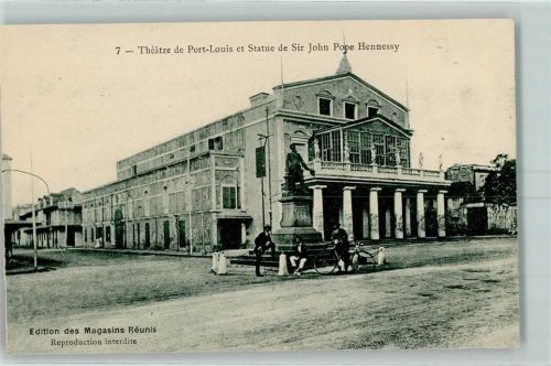 Port Louis - Theatre de Port-Louis et Statue de Sir John Pope Hennessy