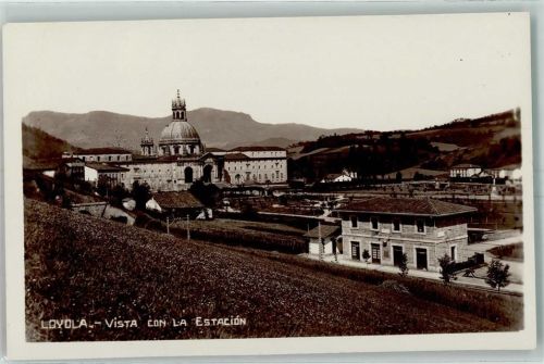 Santuario de Loyola Vista con la Estacion Bahnhof