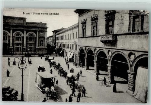 61100 Pesaro - Plazza Vittorio Emanuele Kutsche Laterne Tram