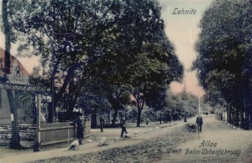 Lehnitz Lehnitz (o-1407) Leporello, Allee mit Bahnüberführung I-II
