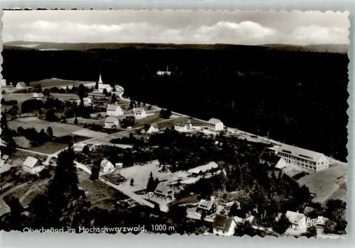 79871 W7821 Oberbränd Foto AK Fliegeraufnahme des Ortes mit Herz-Jesu-Kirche