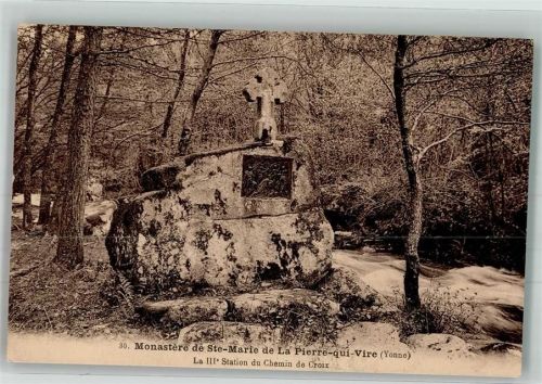 89630 Saint-Leger-Vauban Foto AK Denkmal Stein Kreuz Benediktinerabtei Abtei von Pierre-Qui-Vire