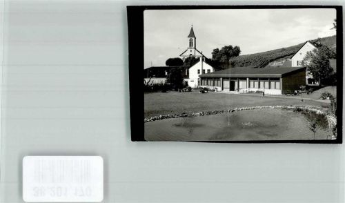 Auggen Teich mit der Kreuzkirche Foto Original aus Archiv eines Ansichtskartenverlags Ort handschriftlich
