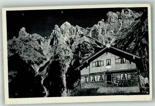Mittenwalder Hütte Berghütte mit Viererspitze und Karwendel Fotograf Irl Hüttenstempel