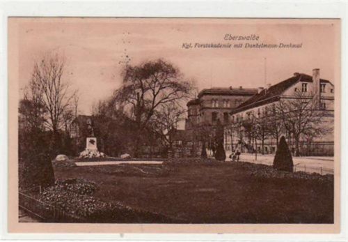 Eberswalde Eberswalde. Abgebildet ist die Kgl. Forstakademie mit dem Dankelmann Denkmal. Postalisch befördert mit Marke 1913.Gute Erhaltung.