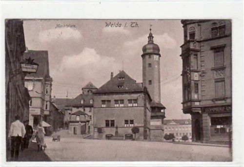 Weida i. Thür. mit Marktplatz gelaufen von 1927. Leichter Knick oben links, leichte Eckabschürfungen und Rändern, sonst gut erhalten.
