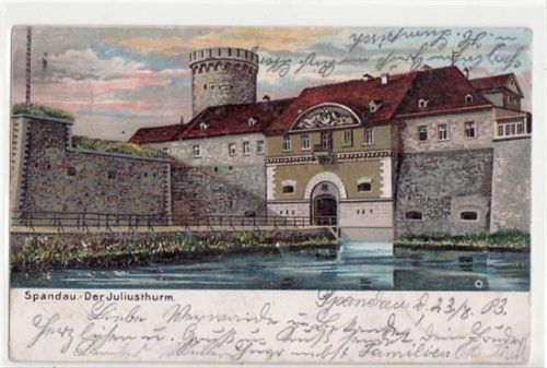 Berlin Spandau mit Juliusturm gelaufen von 1903. Leichter Stempeldurchdruck, leichter Bug oben rechts, leicht fleckig, sonst gut erhalten