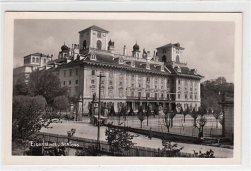 Eisenstadt. Schloss ungelaufen Gute Erhaltung.