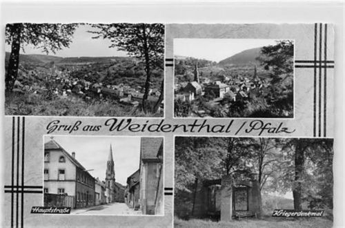 Weidenthal. Kriegerdenkmal, eine Hauptstraße gelaufen. Gute Erhaltung.