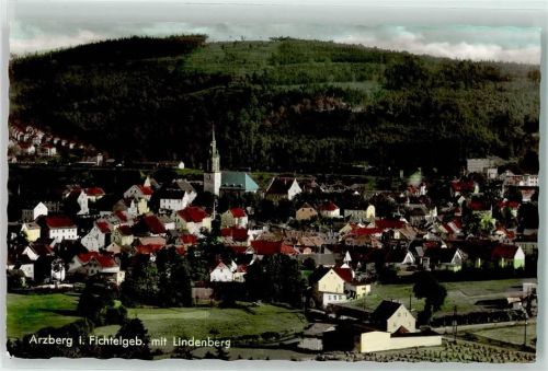 Arzberg mit Lindenberg