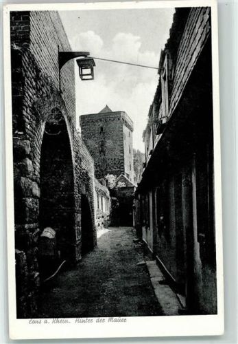 Zons Hinter der Mauer