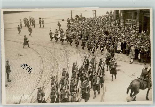 Köln Stadt 1919 Engländer marschieren Fotograf AK