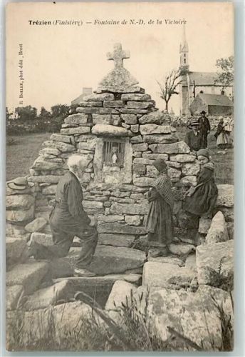 Plouarzel Fontaine de N. D. de la Victoire Kirche Felsen Kreuz Trezien