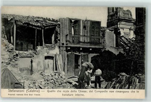 Stefanaconi Quello che resta della Chiesa del Campanile non rimangono che le travature interne